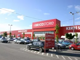 A Bricostore után újabb multi vonulhat ki Magyarországról