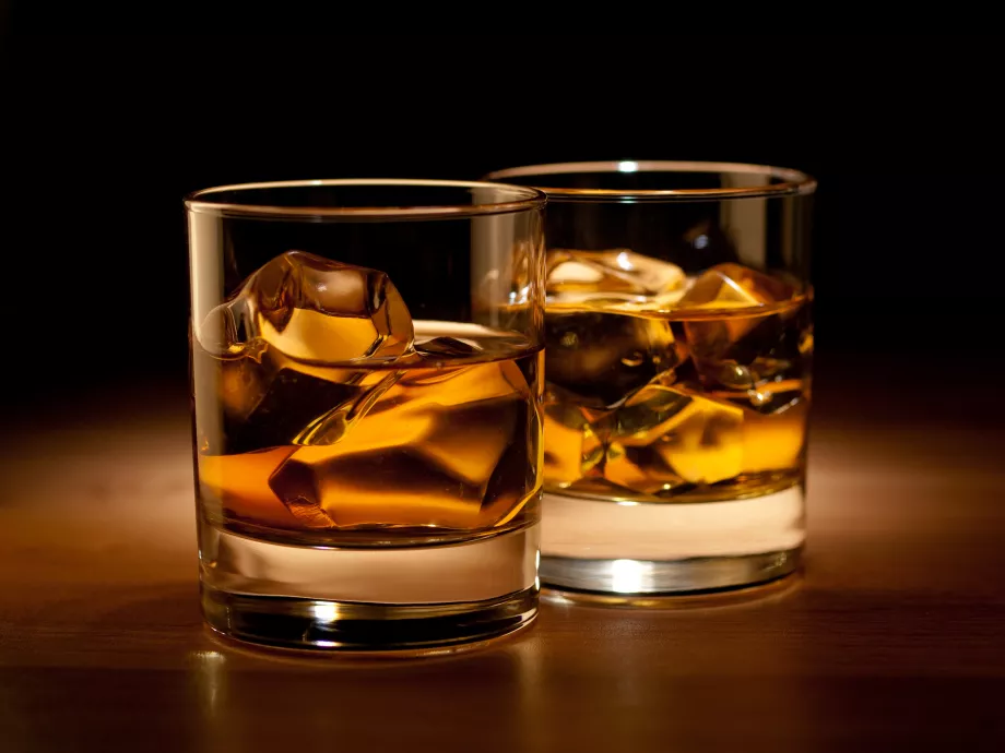 140 milliót fizettek egyetlen üveg whiskyért
