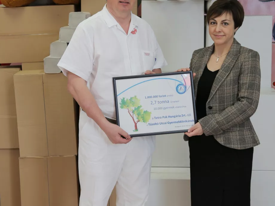 Tetra Pak® ajándék a Tűzoltó utcai Gyermekklinikának