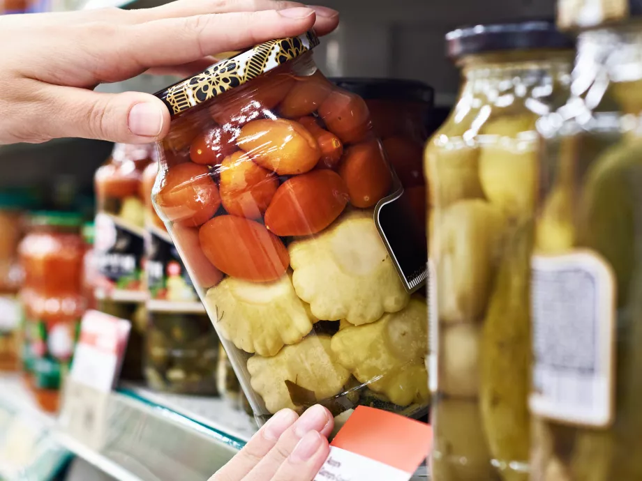 Úgy tűnik, az üveg a legbiztonságosabb élelmiszer-csomagoló anyag