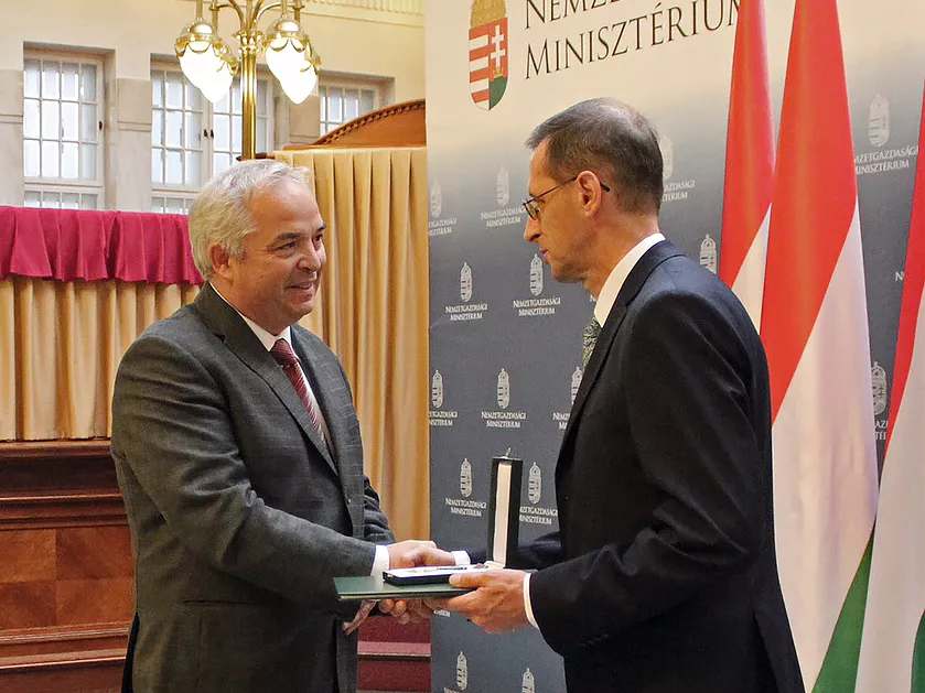 Magyar Arany Érdemkereszt a HUNOR COOP Zrt. elnök-vezérigazgatójának