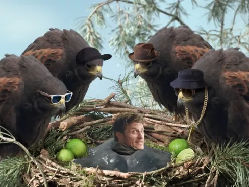 Elkészült az eddigi legfurcsább Old Spice reklám
