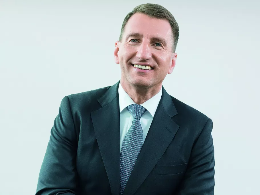 Székács Tibor lesz a Hofer csoport vezérigazgatója