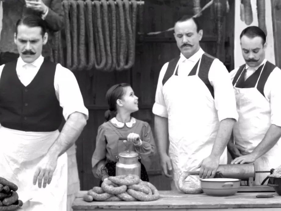 1910-es archív fotóra épül a Gyulai évfordulós kampánya