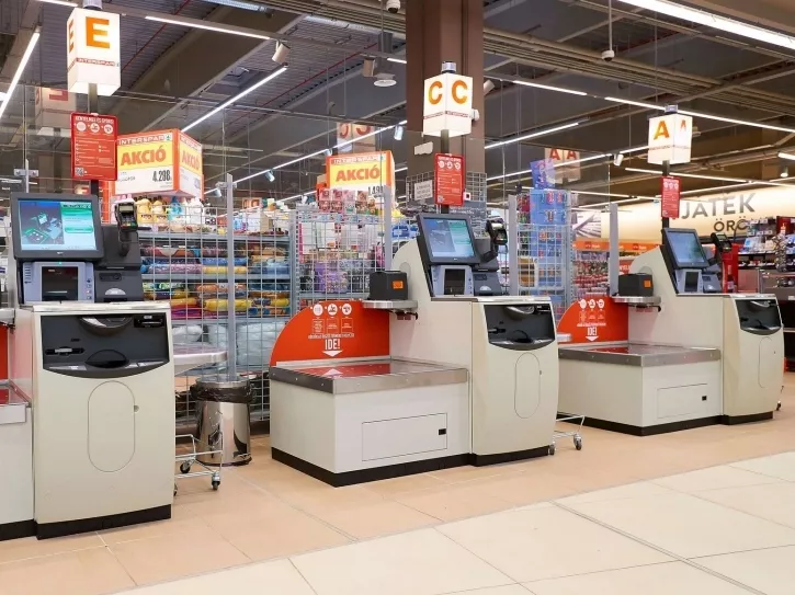Újabb önkiszolgáló kasszákat telepít a Spar