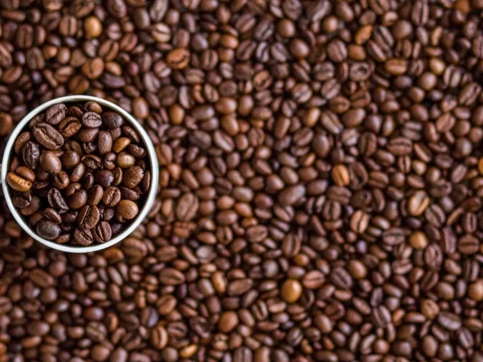 A természetes koffein hatása tovább tart