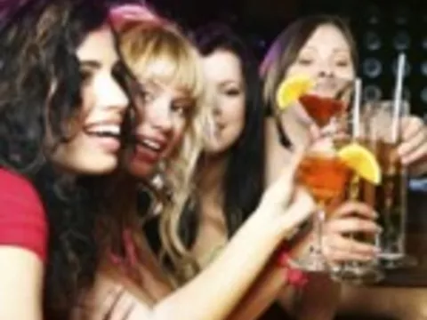Miért árt az alkohol gyorsabban a nőknek?