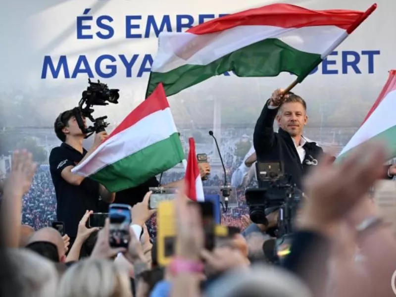 Magyar Péter: meg kell fontolni az árrésstop kivezetését