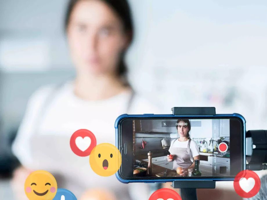 Hogyan lehet hatásos az influenszer marketing az élelmiszeriparban?
