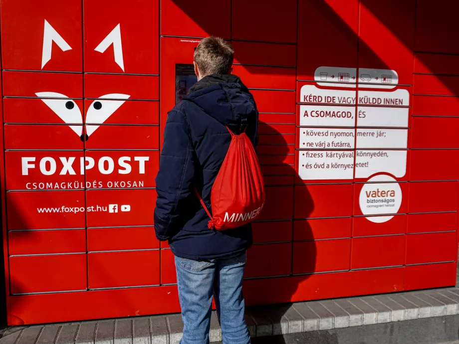 A Packetát is tulajdonló befektetői konzorcium felvásárolja a Foxpostot