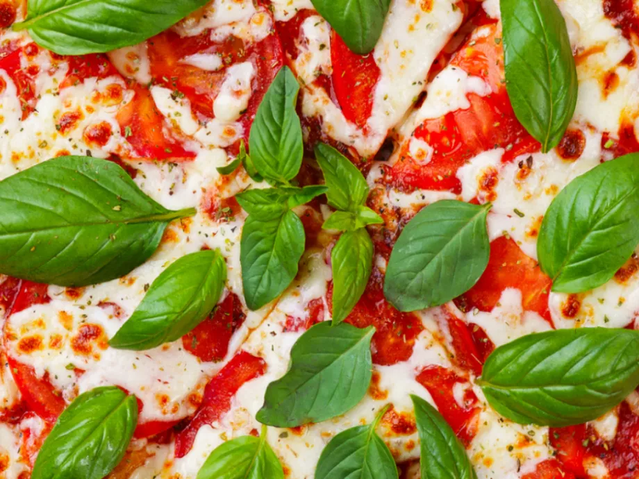 Hogyan készül az olasz pizza?