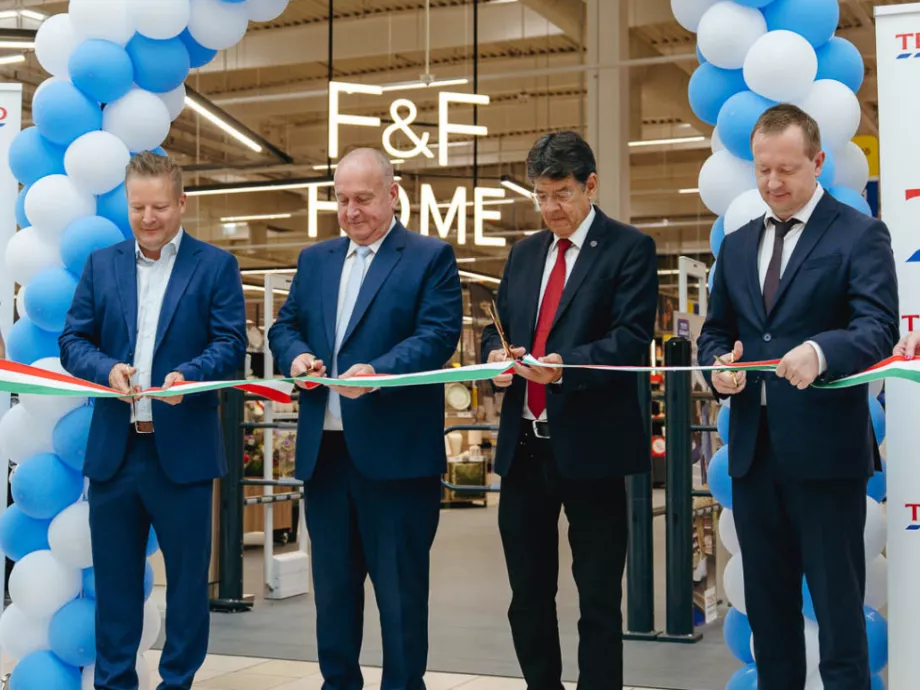 Megújult a Tesco budaörsi zászlóshajója