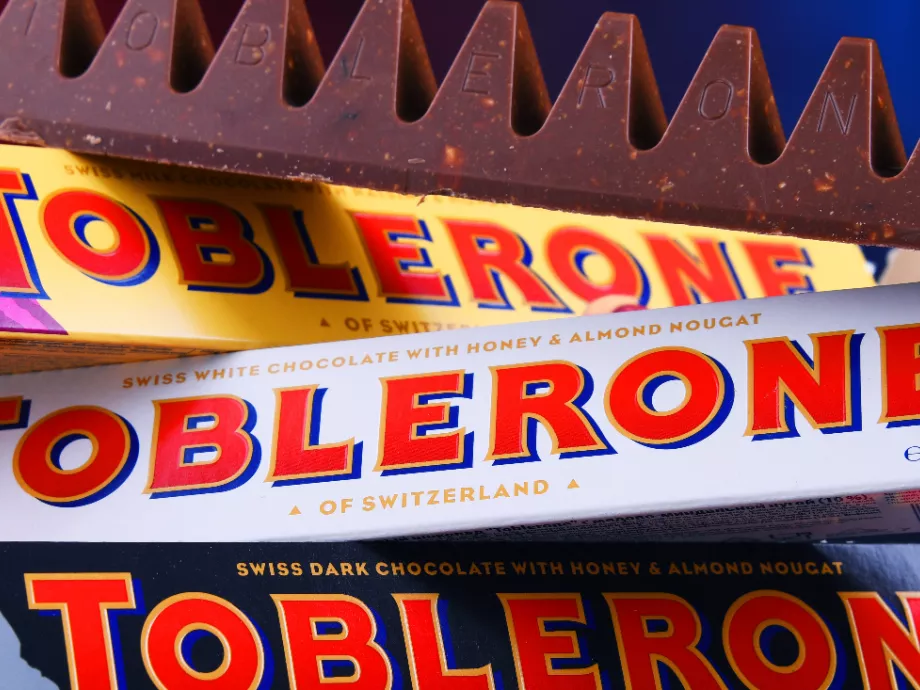 Lekerül az ikonikus hegy a Toblerone csokoládé csomagolásáról
