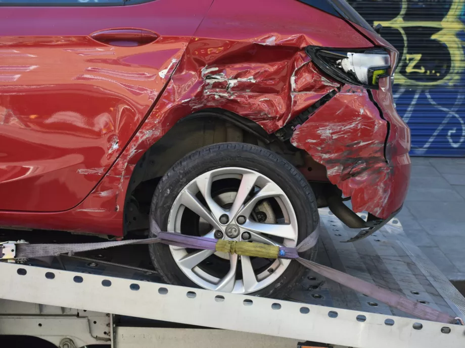 Totálkár: Közel százmilliós bírság az Alfa Biztosítónak